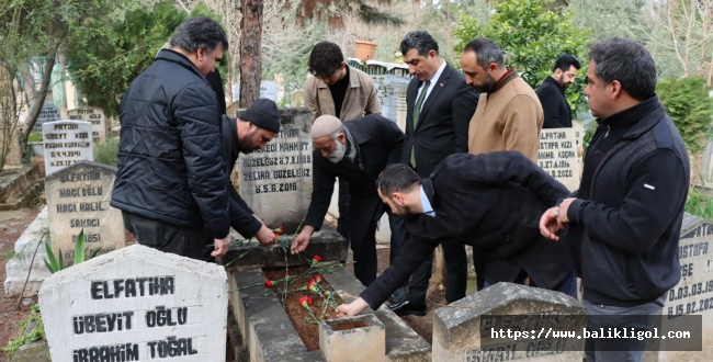 Gazelhan Tenekeci Mahmut Mezarı Başında Anıldı