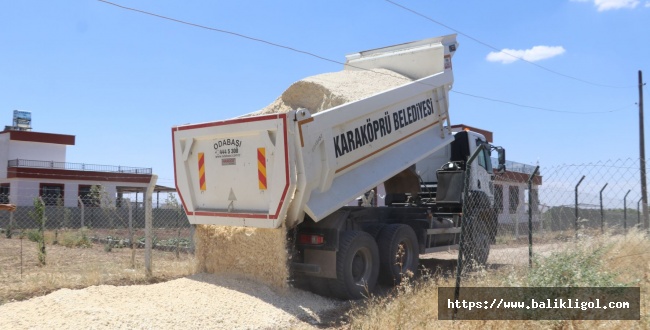 KARAKÖPRÜ KIRSALINDA HİZMETLER DURMUYOR