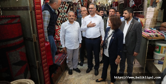 Başkan Kuş, Milletvekili Açanal ve Meclis Üyeleri Esnafı Ziyaret Etti