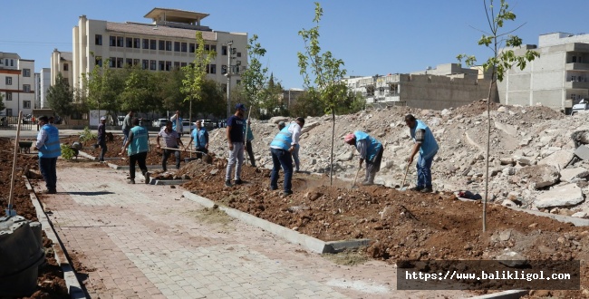 Eyyübiye Yeni Parklarla Yeşilleniyor