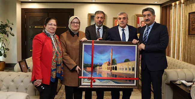 Ak Parti Genel Başkan Yardımcısı Belgin Uygur Urfa’da