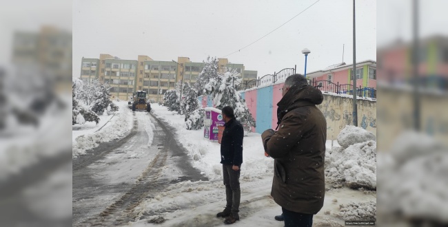 Başkan Kuş, Karla Mücadele Eden Ekipleri Denetledi