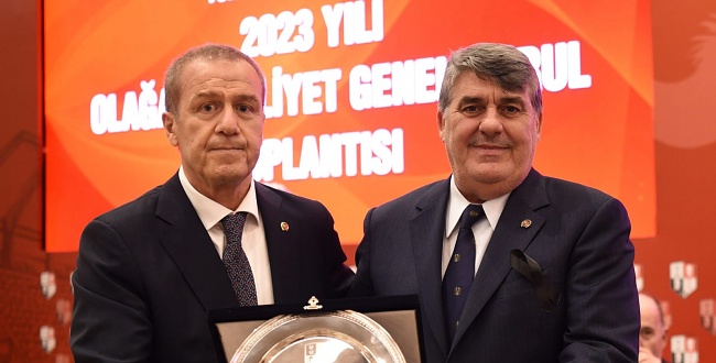 Şanlıurfalı işadamına plaket