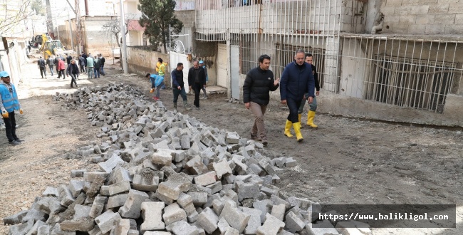 Eyyübiye’de Üstyapı Çalışmaları Kaldığı Yerden Devam Ediyor