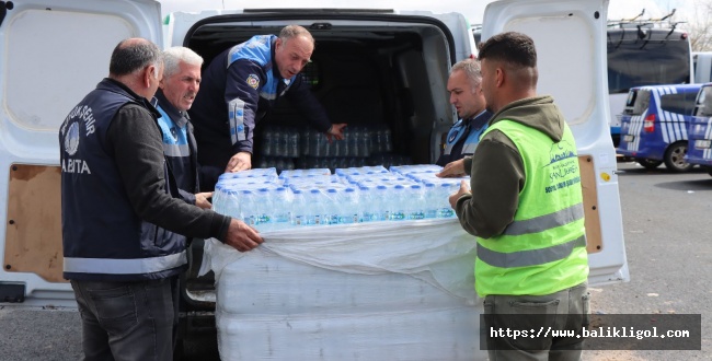 Urfa Büyükşehir Selzadelere Su Dağıttı