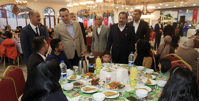 Karaköprü'de Şehit ailelerini ve gazilere iftar verildi