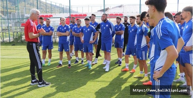 Karaköprü Belediyespor Erzurum kampı başladı