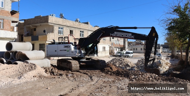 Büyükşehir Belediyesi Trafiği Rahatlatmaya Devam Ediyor