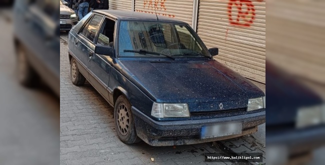 Polis, çalıntı otomobili sahibine teslim etti