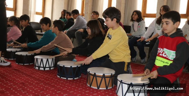 Urfa'da geleceğin sanatçıları yetişiyor