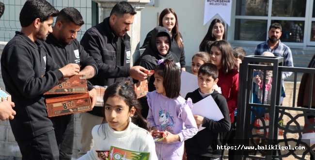 MİNİK ELLER TOPRAĞA DEĞER YARINLARIMIZ YEŞERİR