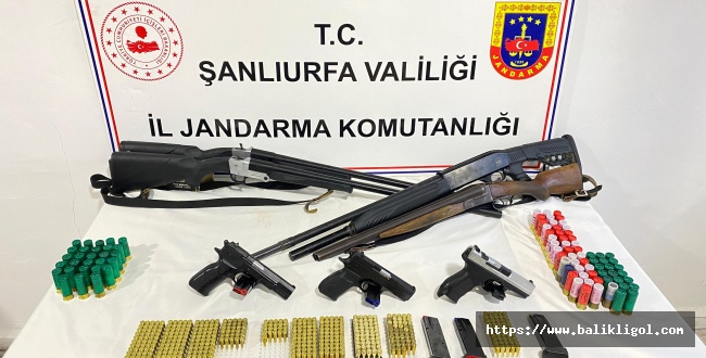 Şanlıurfa Jandarması Bozova'da operasyon yaptı: 5 kişi gözaltına alındı