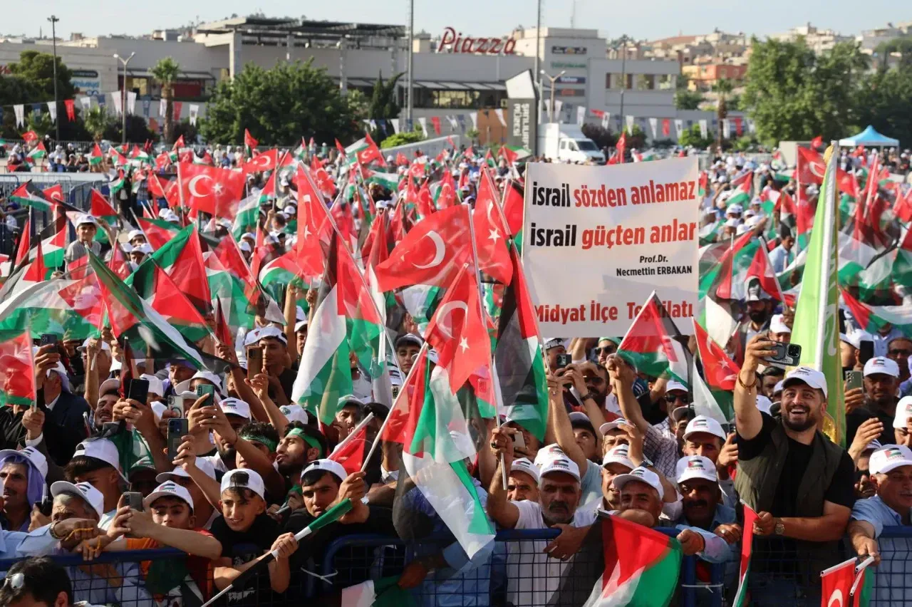 Şanlıurfa'da "Filistin İçin Kıyama Davet" Mitingi Yapıldı