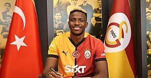 Osimhen Galatasaray'a resmen transfer oldu