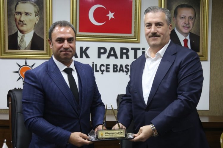 Eyyübiye AK Parti İlçe Başkanı Süleyman Elgün Görevi Devraldı