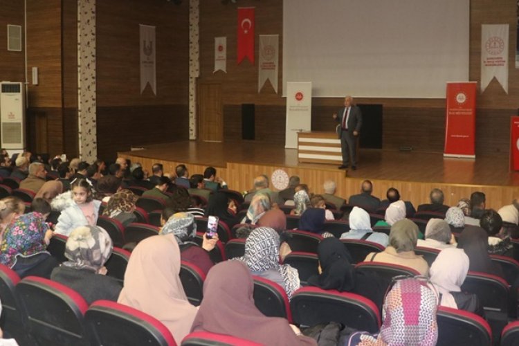 Şanlıurfa’da Bağımlılık ve Aile Konferansı Düzenlendi