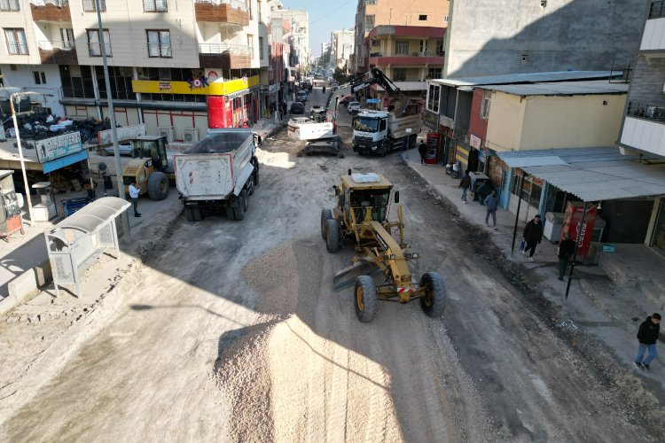 Suruç İlçesinde Yol Yenileme Çalışması