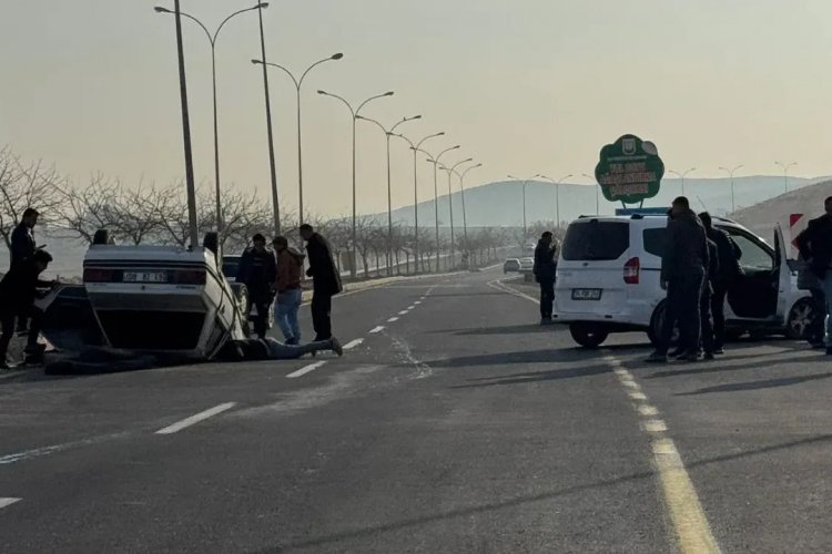 Eyyübiye'de Trafik Kazası: 2 Yaralı