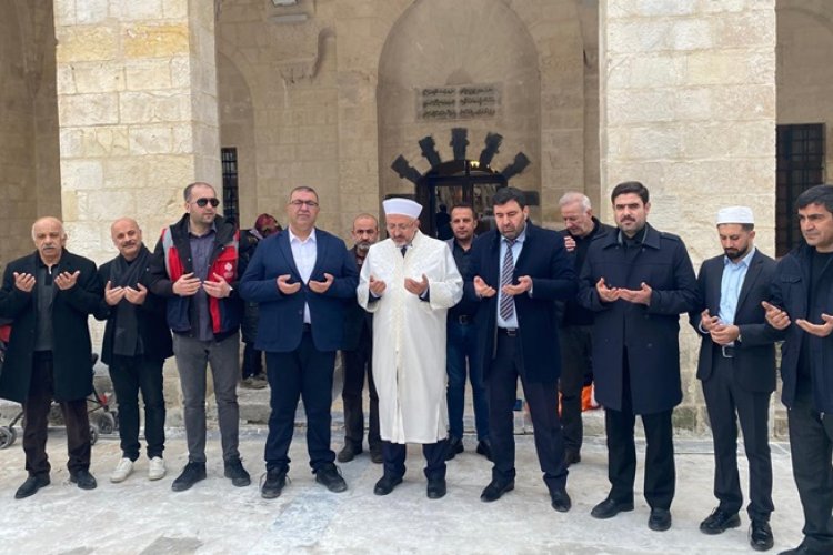 Depremde Hasar Gören Hüseyin Paşa (Karameydanı) Cami Restore edildi, ibadete açıldı